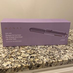 Monat Straight and Curl Iron
